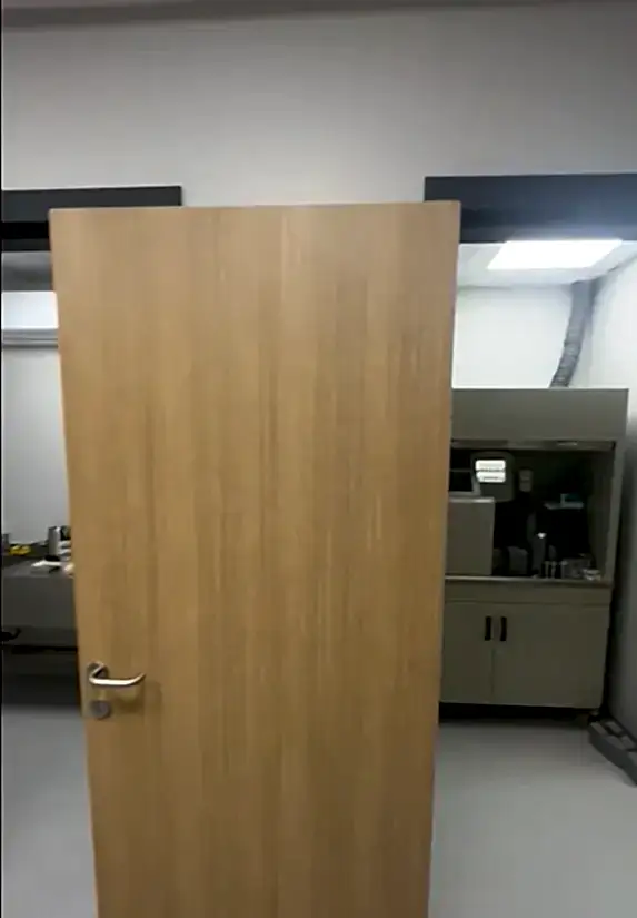 KURŞUNLU AHŞAP KAPI